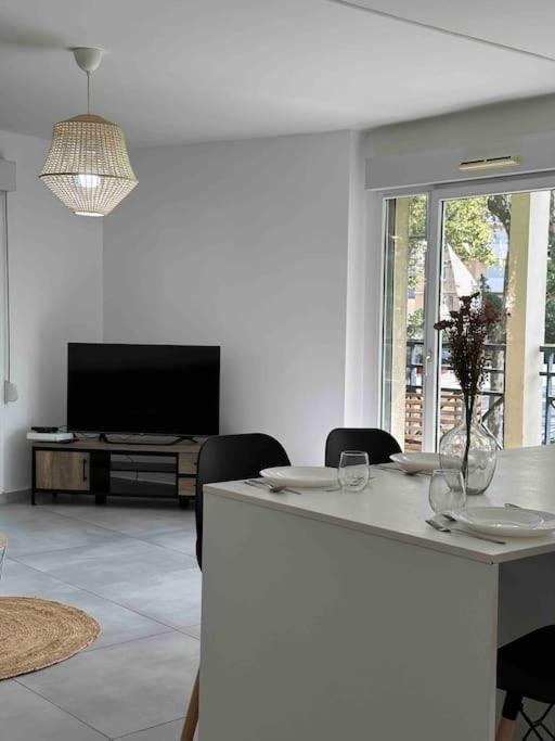 Charmant T3 Moderne Climatise Villeurbanne Exteriér fotografie