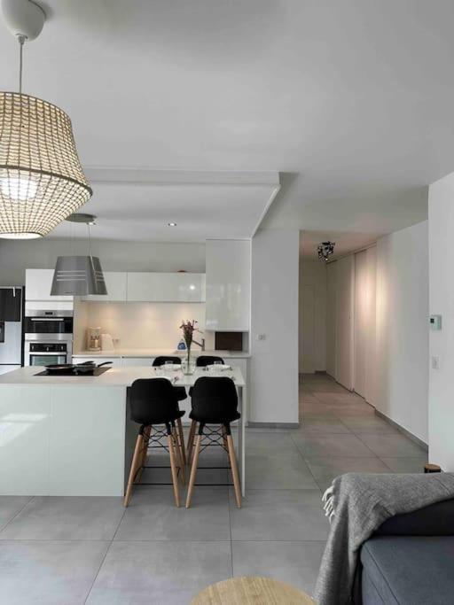 Charmant T3 Moderne Climatise Villeurbanne Exteriér fotografie